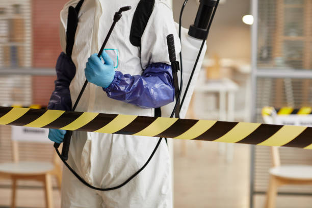 Professional Biohazard technician working in Prairie Grove, IL